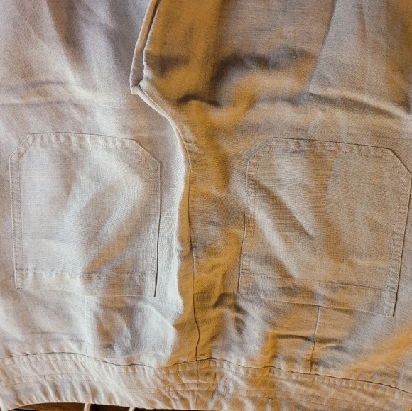 Tan pants - Picture 4 of 8